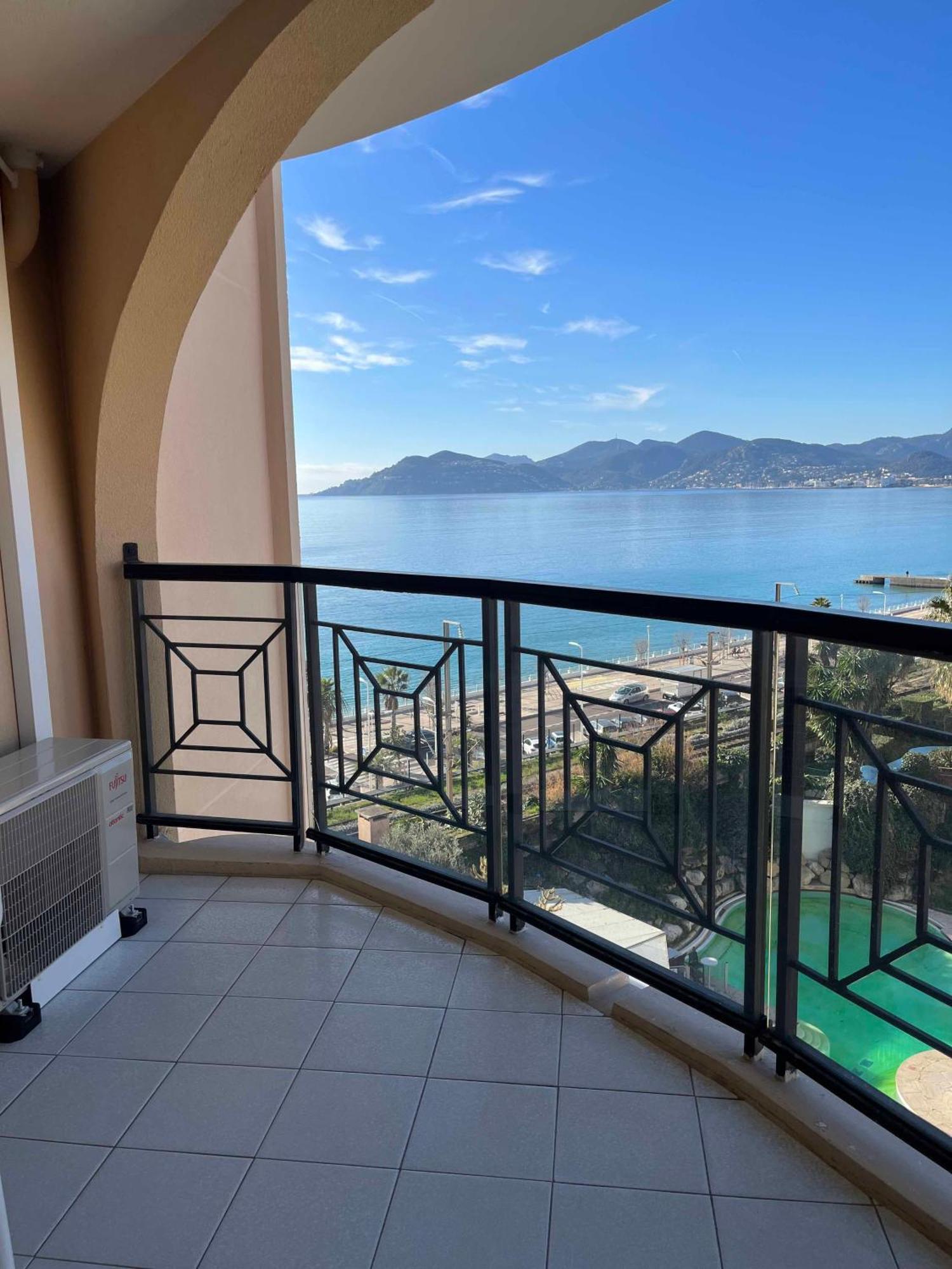 Cannes Apartment With Sea View, Aircondition And Parking Esterno foto